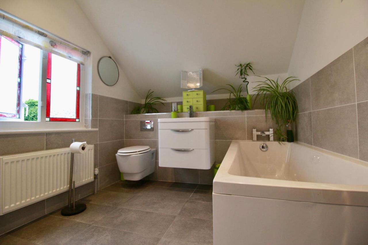 Blachington Cottage, Stunning And Central By Air Premier Seaford Exterior photo